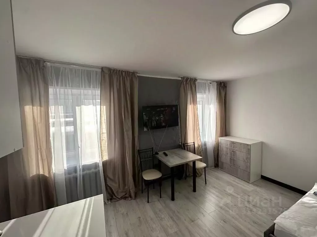 1-к кв. Тюменская область, Тюмень ул. Мельникайте, 83 (20.0 м) - Фото 0