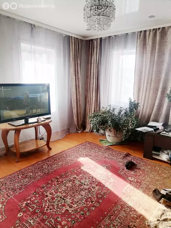 Дом в Ленинск-Кузнецкий, Городская улица (49 м) - Фото 1