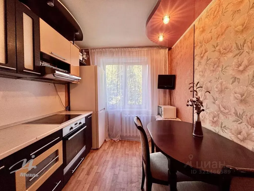 2-к кв. Алтайский край, Барнаул ул. Энтузиастов, 40 (53.0 м) - Фото 1