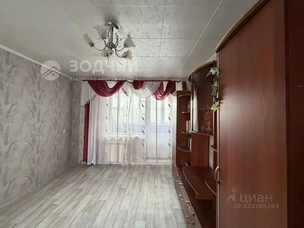 4-к кв. Чувашия, с. Красноармейское ул. Ленина, 78 (72.1 м) - Фото 1