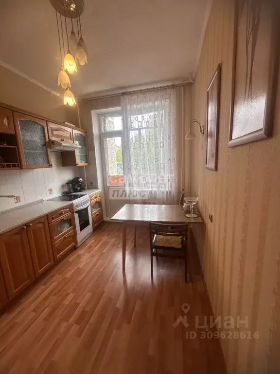 2-к кв. Мурманская область, Мончегорск ул. Бредова, 13А (55.0 м) - Фото 0