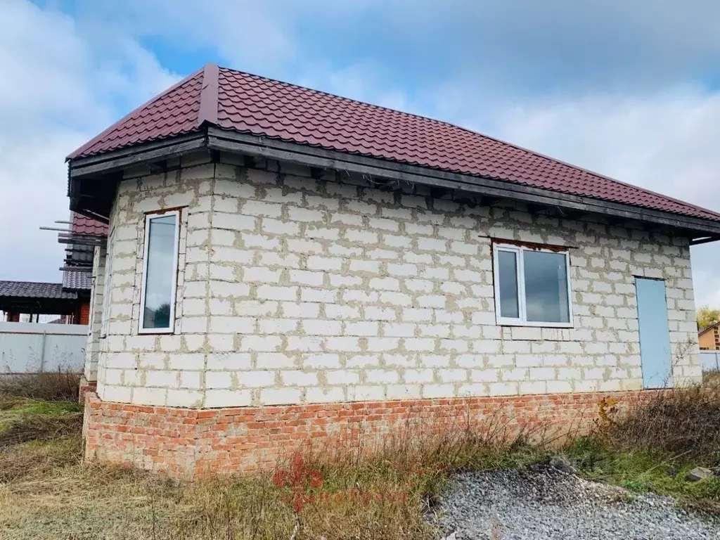 Дом в Белгородская область, Белгородский район, с. Стрелецкое, ... - Фото 1