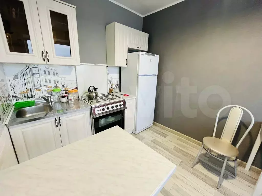 1-к. квартира, 43 м, 5/5 эт. - Фото 1