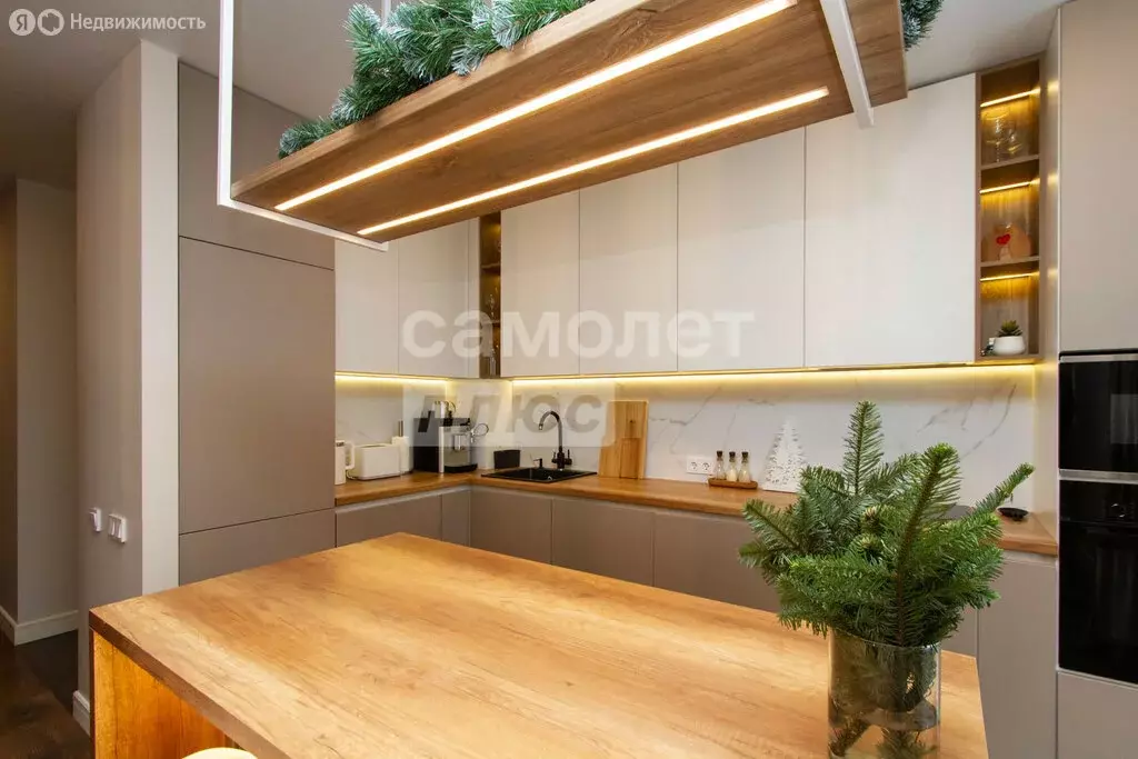 3-комнатная квартира: деревня Кисловка, микрорайон Северный, улица ... - Фото 1