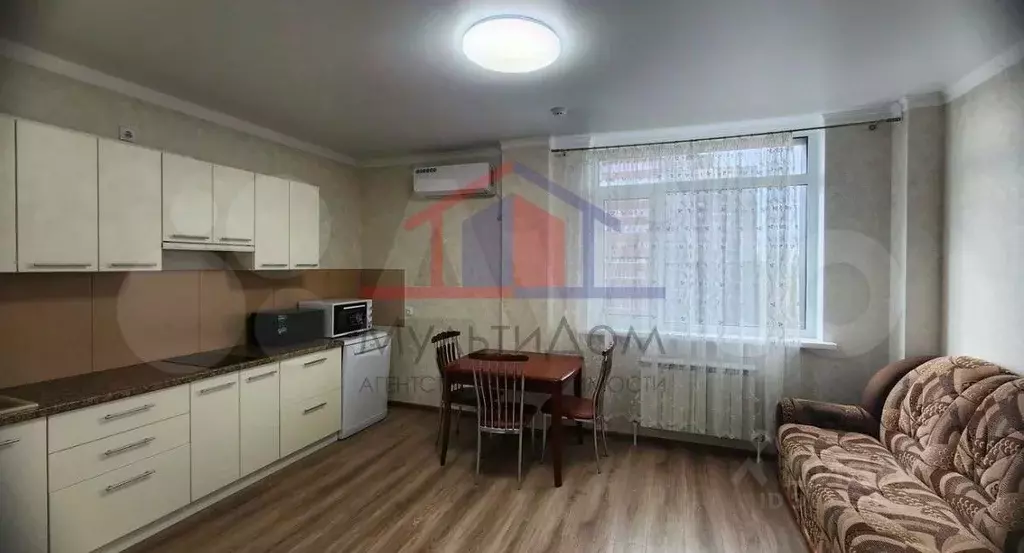1-к кв. Белгородская область, Старый Оскол Космос мкр, 11А (50.0 м) - Фото 2