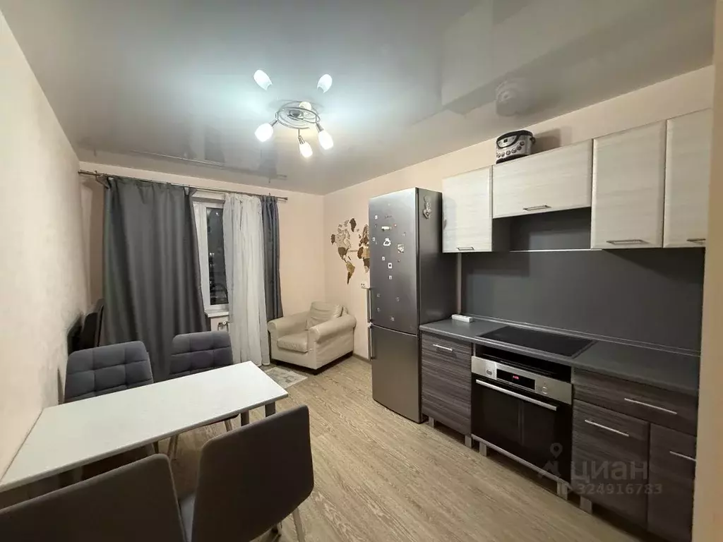 1-к кв. Свердловская область, Екатеринбург ул. Юмашева, 3 (44.1 м) - Фото 2