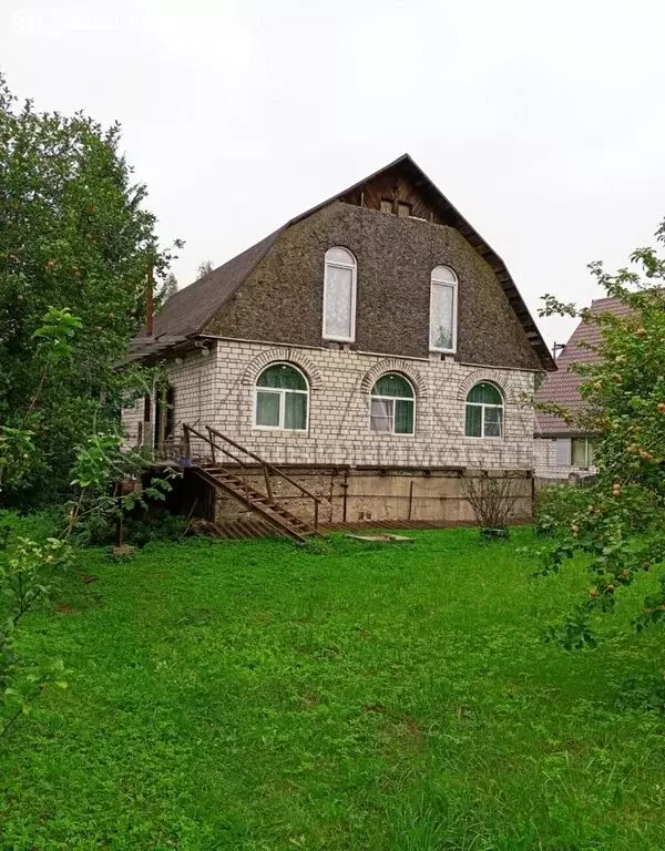 Дом в Пустомержское сельское поселение, деревня Клённо, Лужская улица, ... - Фото 0