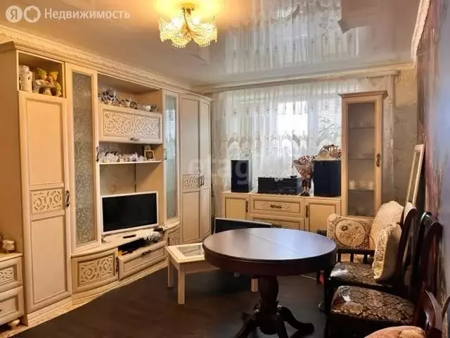 3-комнатная квартира: Астрахань, Хибинская улица, 6 (63.4 м) - Фото 0