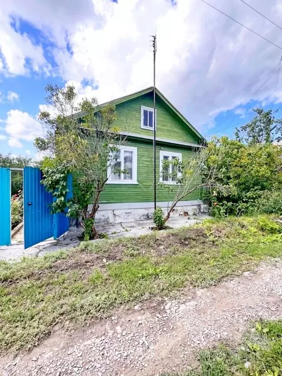 Дом в Саратовская область, Вольск пер. Чапаева, 8 (82 м) - Фото 0