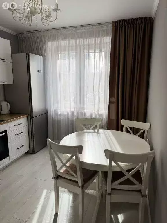 3-комнатная квартира: Миасс, бульвар Карпова, 7 (64.7 м) - Фото 1