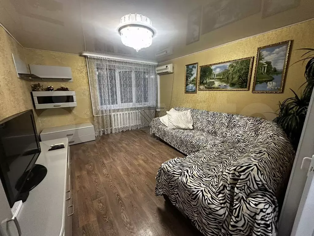 3-к. квартира, 67 м, 3/10 эт. - Фото 0