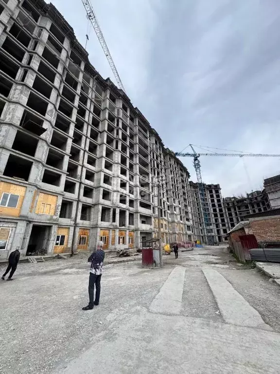3-к кв. Чеченская республика, Грозный ул. Сайханова (83.59 м) - Фото 1