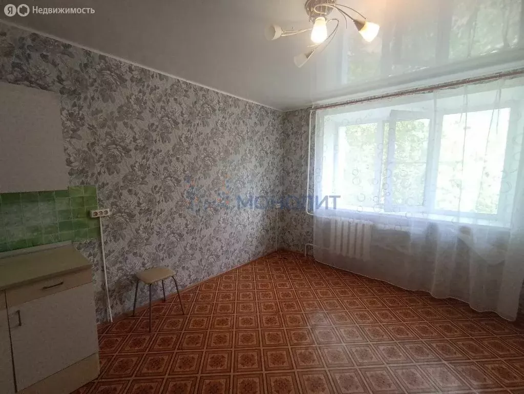 1к в 9-комнатной квартире (13.6 м) - Фото 0