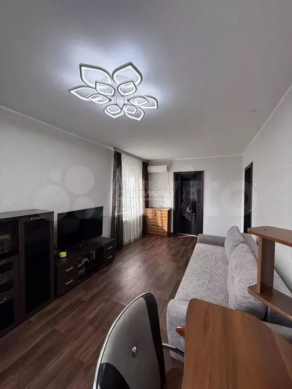 3-к. квартира, 57,6 м, 5/9 эт. - Фото 0