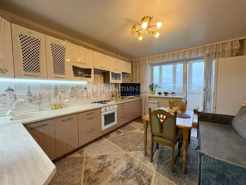 2-к кв. Владимирская область, Ковров ул. Зои Космодемьянской, 26 (67.8 ... - Фото 1