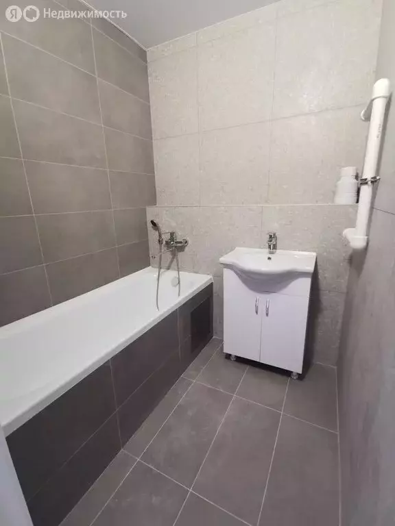 1-комнатная квартира: Оренбург, улица Юркина, 10 (37.38 м) - Фото 1