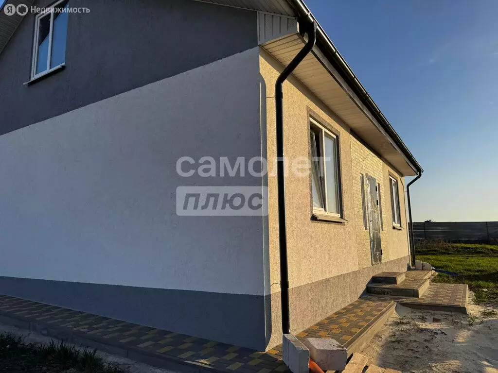 Дом в Курский район, Новопоселеновский сельсовет, деревня 1-е Цветово, ... - Фото 1