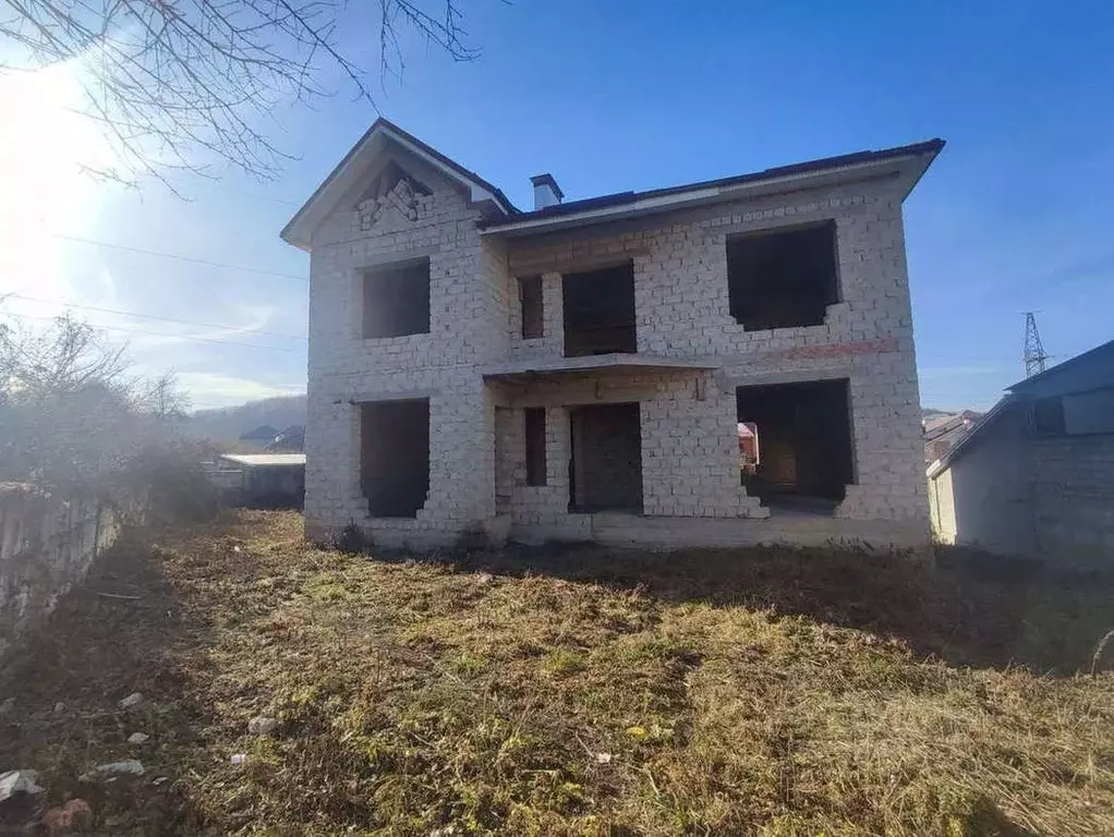 Дом в Кабардино-Балкария, Нальчик ул. Атажукина (416 м) - Фото 2