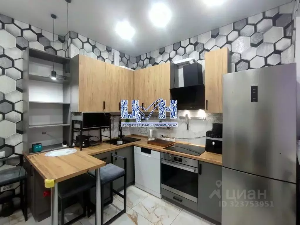 2-к кв. Курская область, Курск просп. Победы, 50 (74.0 м) - Фото 0