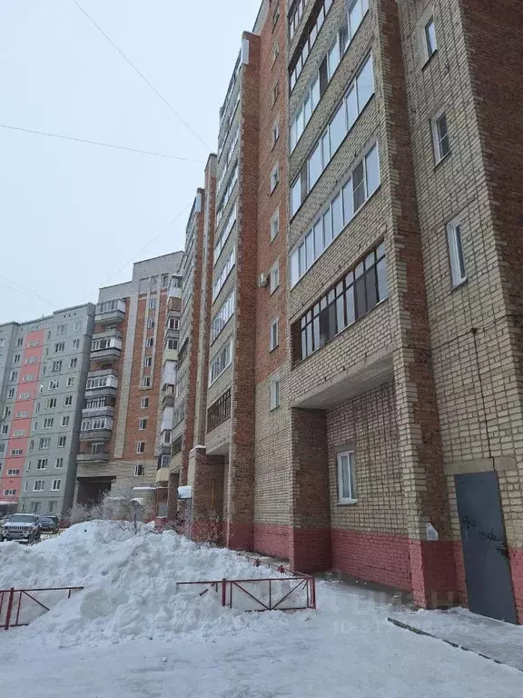 2-к кв. Омская область, Омск ул. Химиков, 32 (54.0 м) - Фото 0