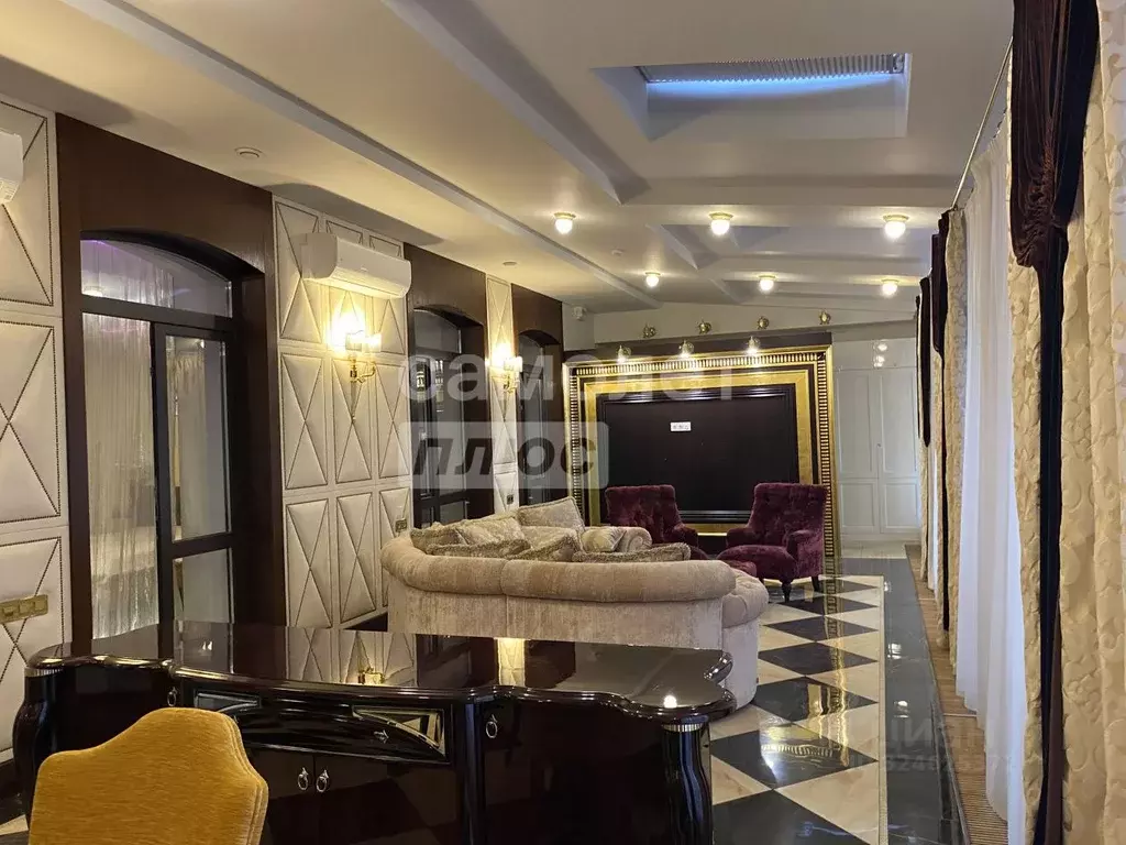 3-к кв. Пензенская область, Пенза Московская ул., 5 (201.2 м) - Фото 0