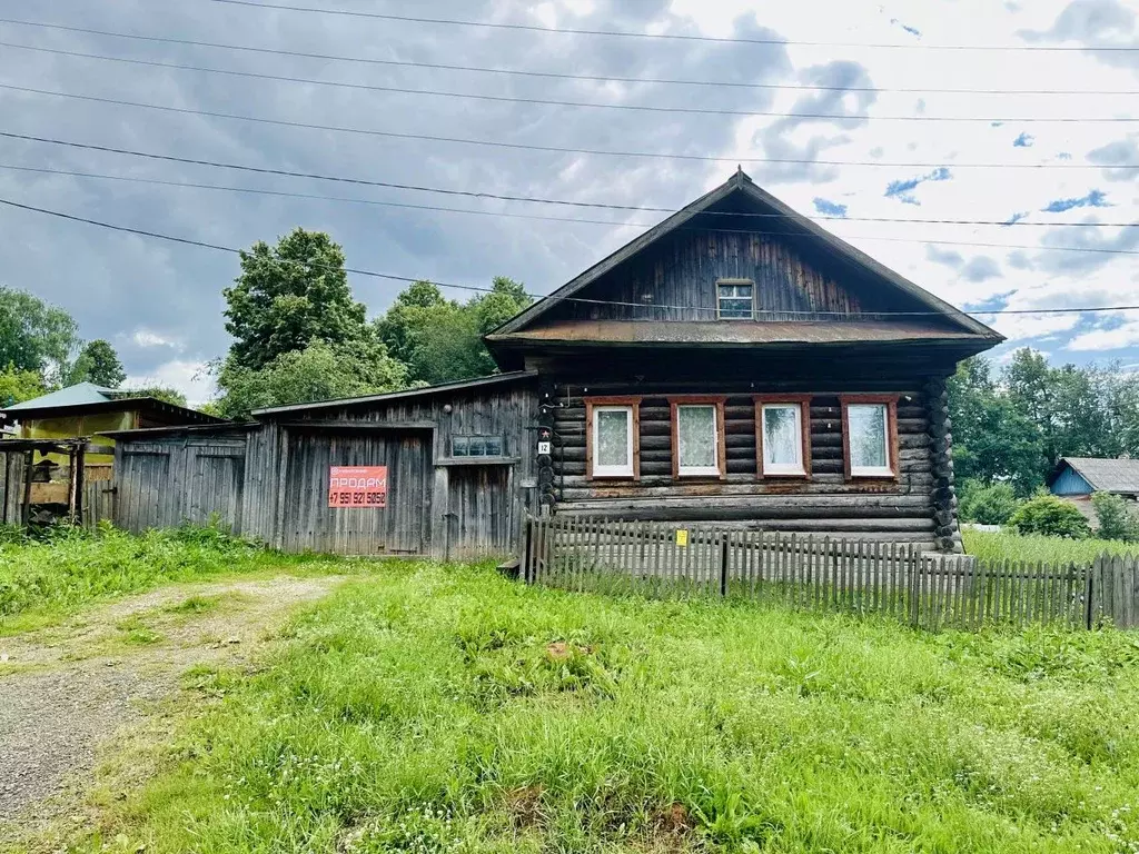 Дом в Пермский край, пос. Ильинский ул. Воронихина, 12 (70 м) - Фото 0