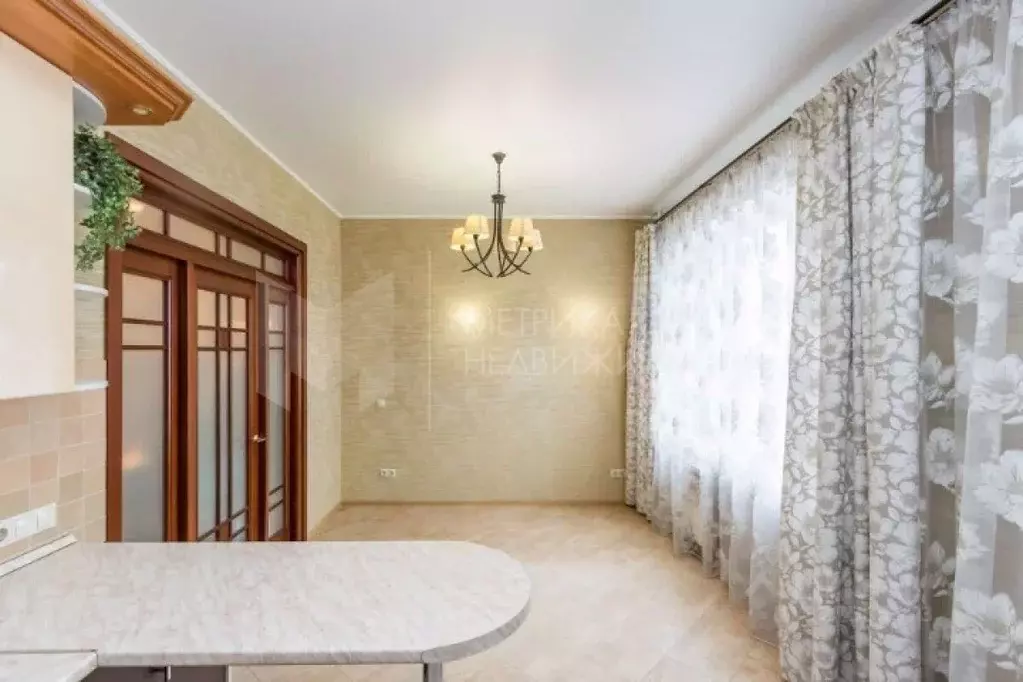 1-к кв. Тюменская область, Тюмень ул. Московский Тракт, 143к4 (61.2 м) - Фото 1