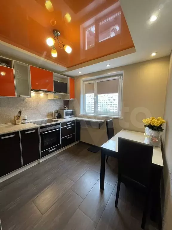 3-к. квартира, 68 м, 8/9 эт. - Фото 1