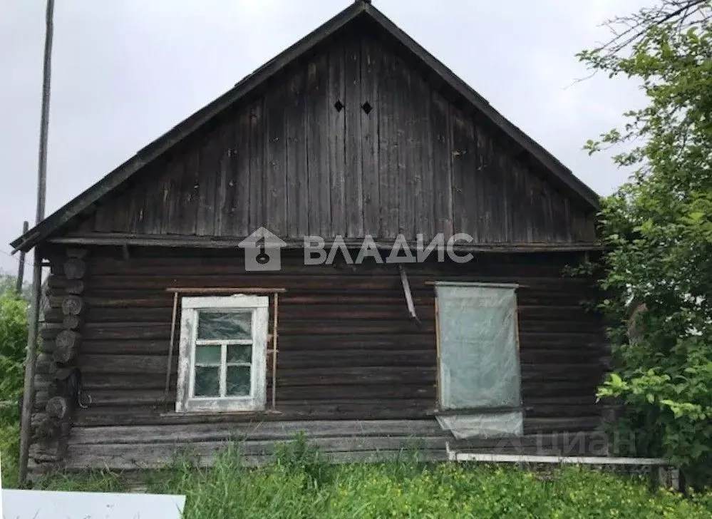 Дом в Брянская область, Жуковский муниципальный округ, пос. Тросна  ... - Фото 0