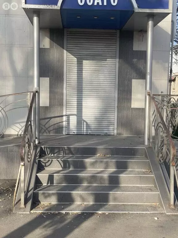 3-комнатная квартира: Евпатория, Интернациональная улица, 92 (67.9 м) - Фото 2