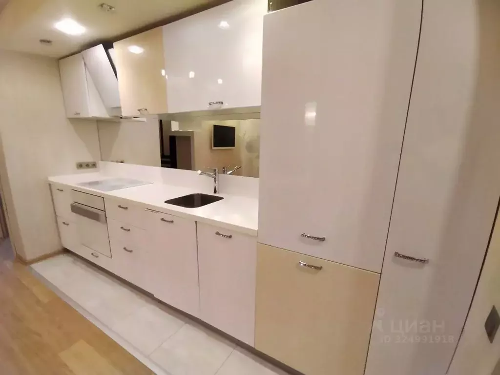 1-к кв. Свердловская область, Екатеринбург ул. Бажова, 68 (43.0 м) - Фото 1