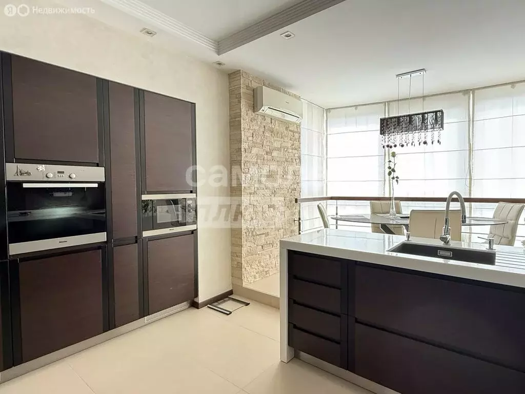 3-комнатная квартира: Ижевск, улица 10 лет Октября, 17 (89.2 м) - Фото 1