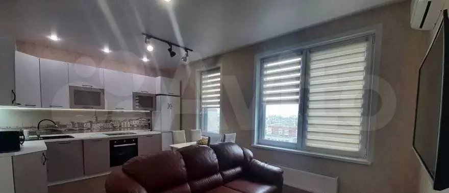 2-к. квартира, 60 м, 15/17 эт. - Фото 0