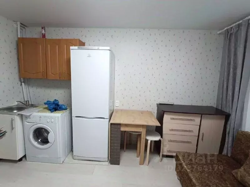 Комната Свердловская область, Екатеринбург ул. Гурзуфская, 18 - Фото 2