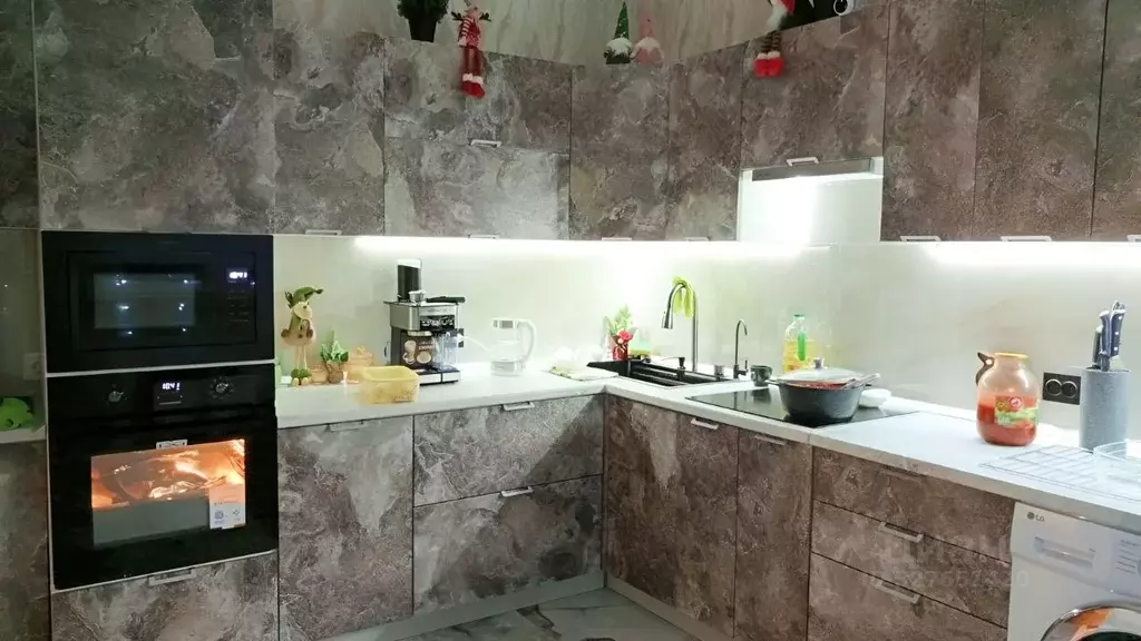 Комната Москва Дегунинская ул., 4к1 (10.0 м) - Фото 1