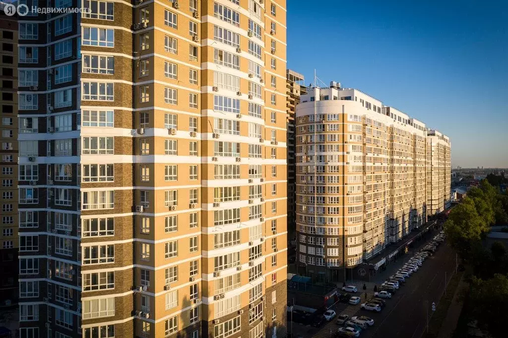 2-комнатная квартира: Краснодар, Старокубанская улица, 131/1 (67 м) - Фото 1