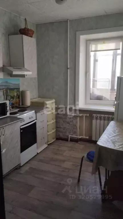 3-к кв. Сахалинская область, Тымовское пгт ул. Библиотечная, 6А (60.2 ... - Фото 0