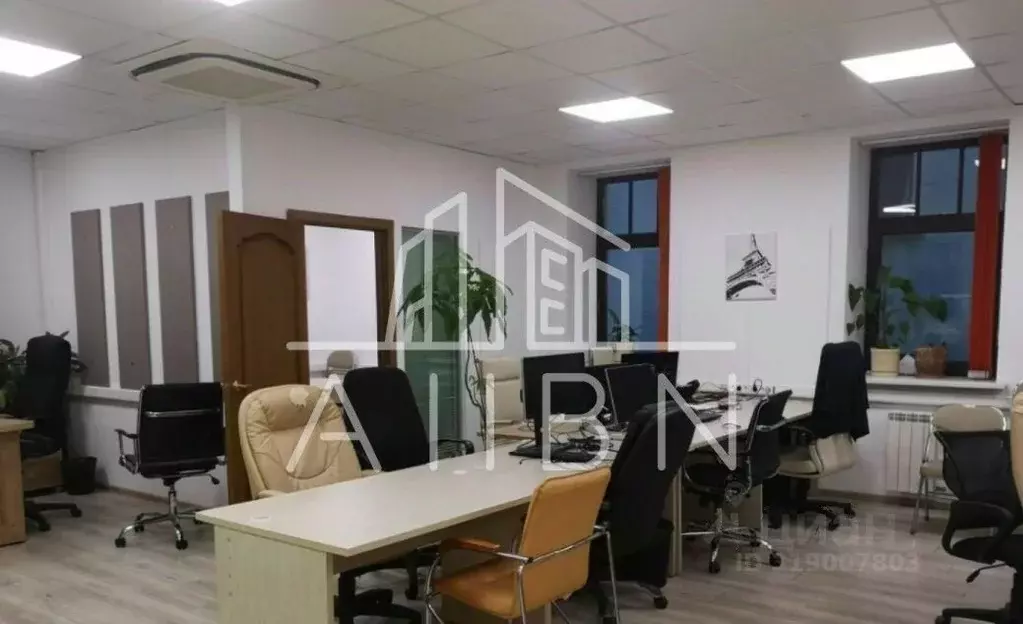 Офис в Москва ул. Земляной Вал, 68/18С5 (500 м) - Фото 1