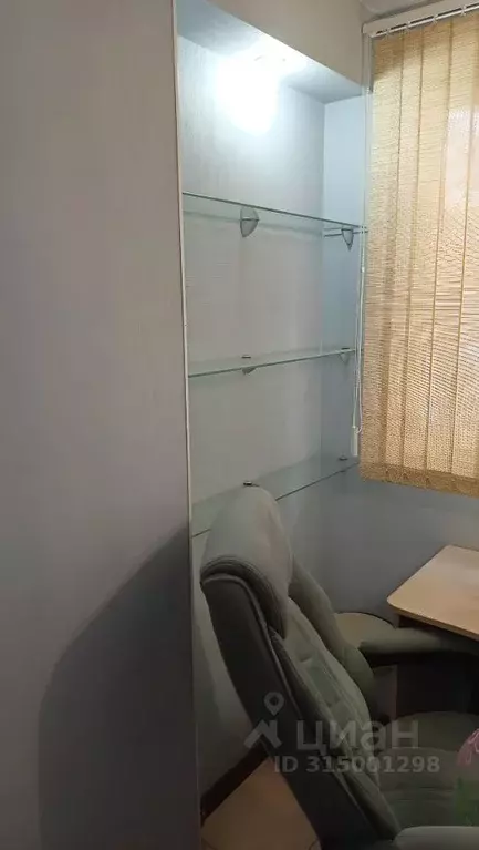 3-к кв. Волгоградская область, Волгоград ул. Маршала Еременко, 78А ... - Фото 0