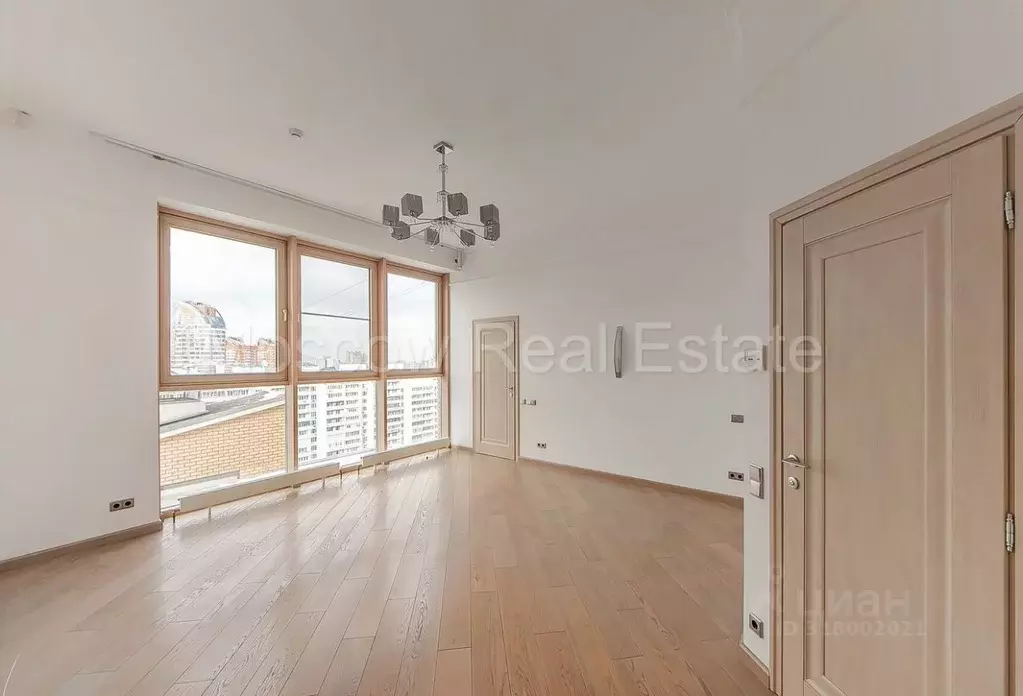 4-к кв. Москва ул. Новаторов, 8К2 (205.4 м) - Фото 1