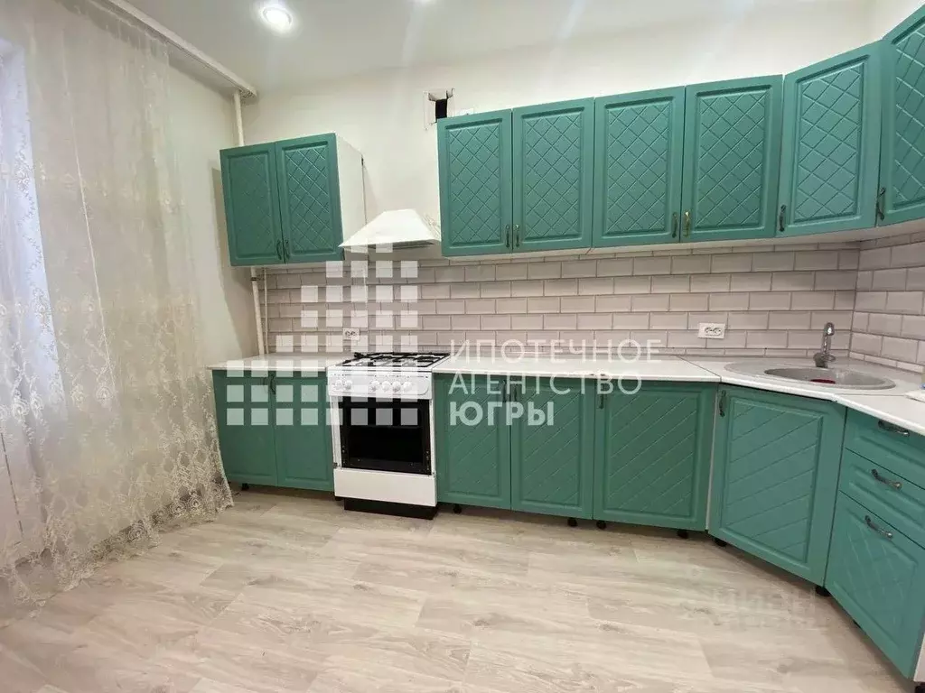 1-к кв. Ханты-Мансийский АО, Ханты-Мансийск ул. Гагарина, 151 (37.9 м) - Фото 0