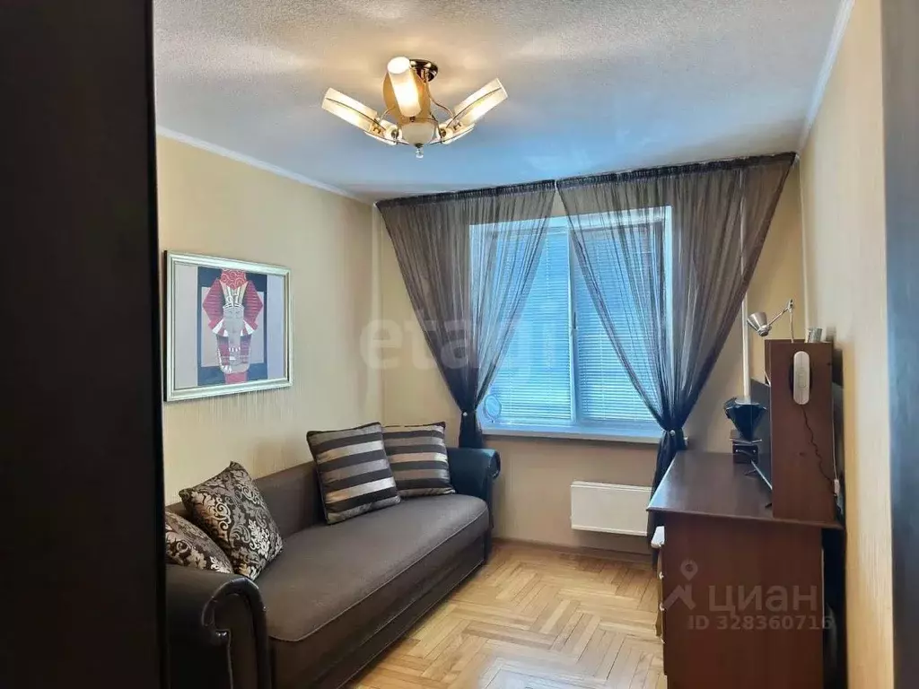 3-к кв. Адыгея, Майкоп Заводская ул., 1А (72.2 м) - Фото 1