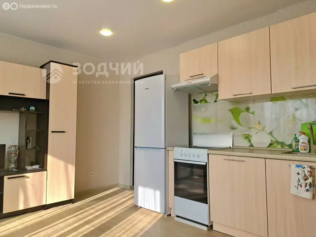 Квартира-студия: Чебоксары, улица Академика В.Н.Челомея, 7 (25.2 м) - Фото 1