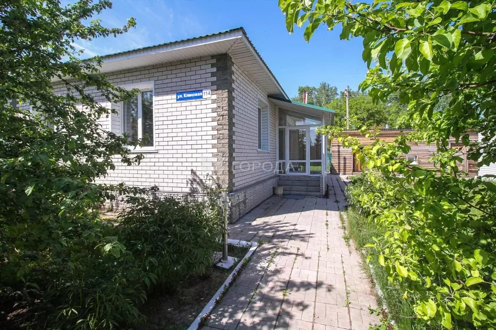 Дом в Алтайский край, Барнаул Кленовая ул., 114 (70 м) - Фото 1