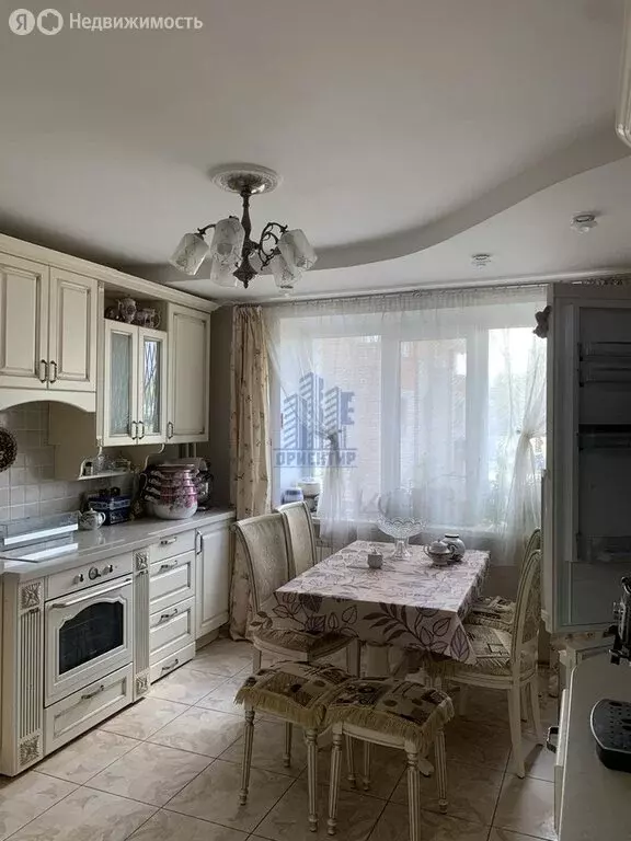 3-комнатная квартира: Чебоксары, проспект 9-й Пятилетки, 2к3 (102.7 м) - Фото 0