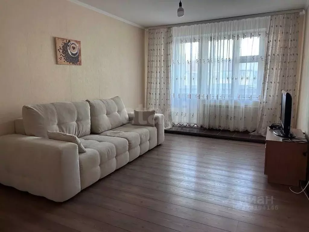 2-к кв. Тюменская область, Тюмень ул. Пермякова, 76к2 (72.0 м) - Фото 1