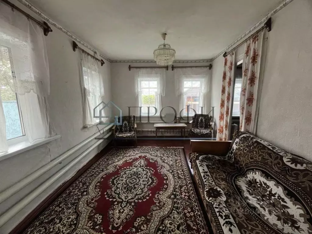 Дом в Белгородская область, Поселок Чернянка городское поселение, ... - Фото 2