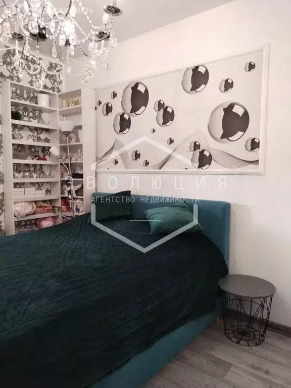 3-комнатная квартира: Калининград, Тихорецкая улица, 22 (70 м) - Фото 1