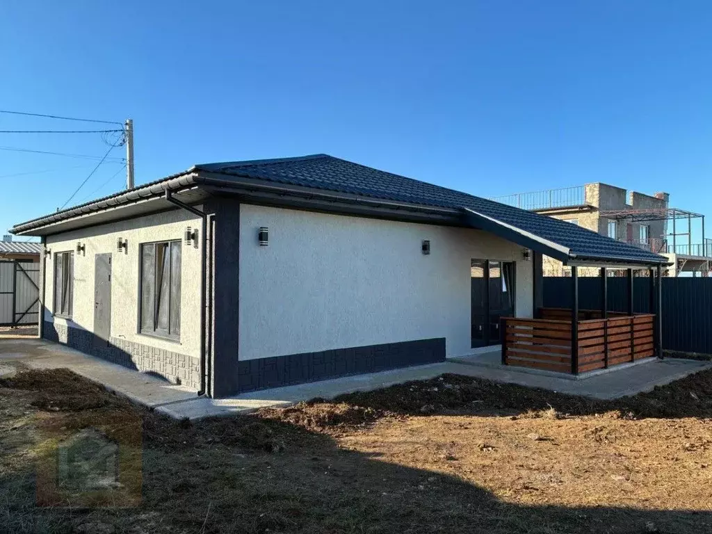 Дом в Севастополь СТ Дружба ТСН,  (100 м) - Фото 1