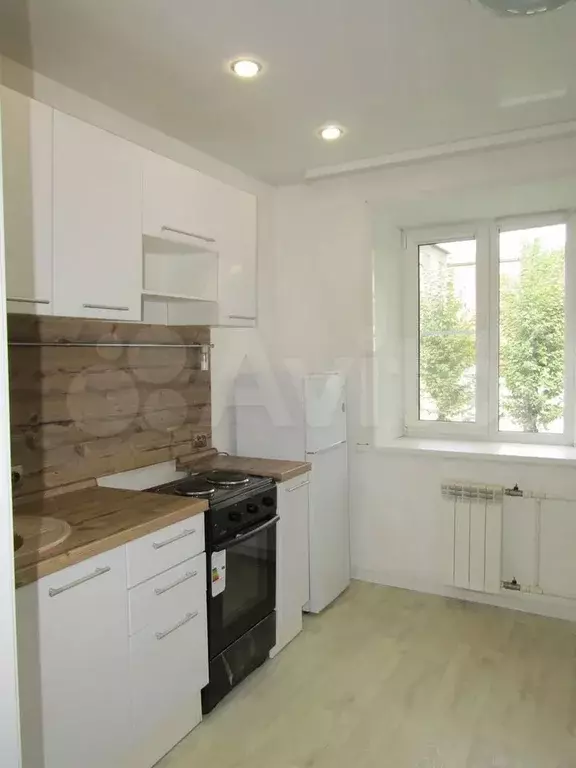 2-к. квартира, 50 м, 2/5 эт. - Фото 0